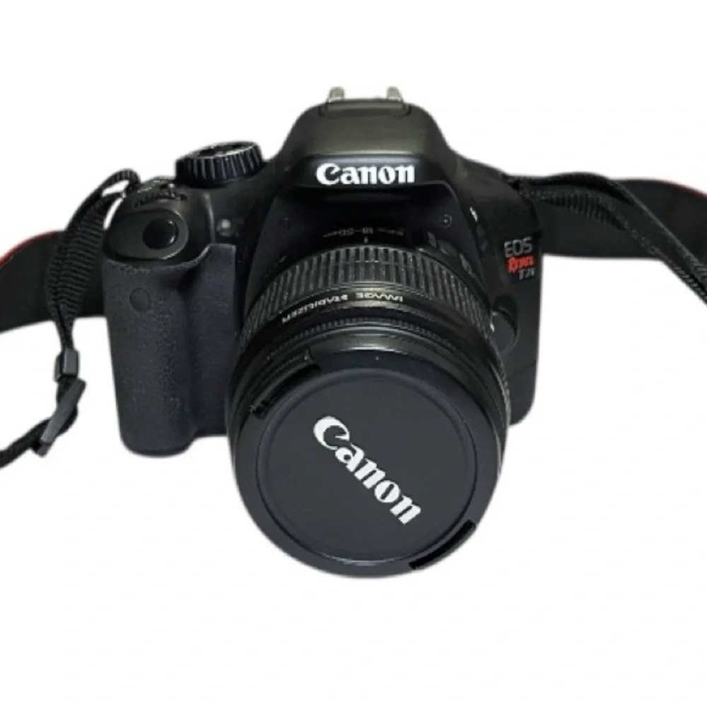 EUC Canon DS126271 EOS REBEL T2i Camera W/18-55mm Image Stabilizer Lens